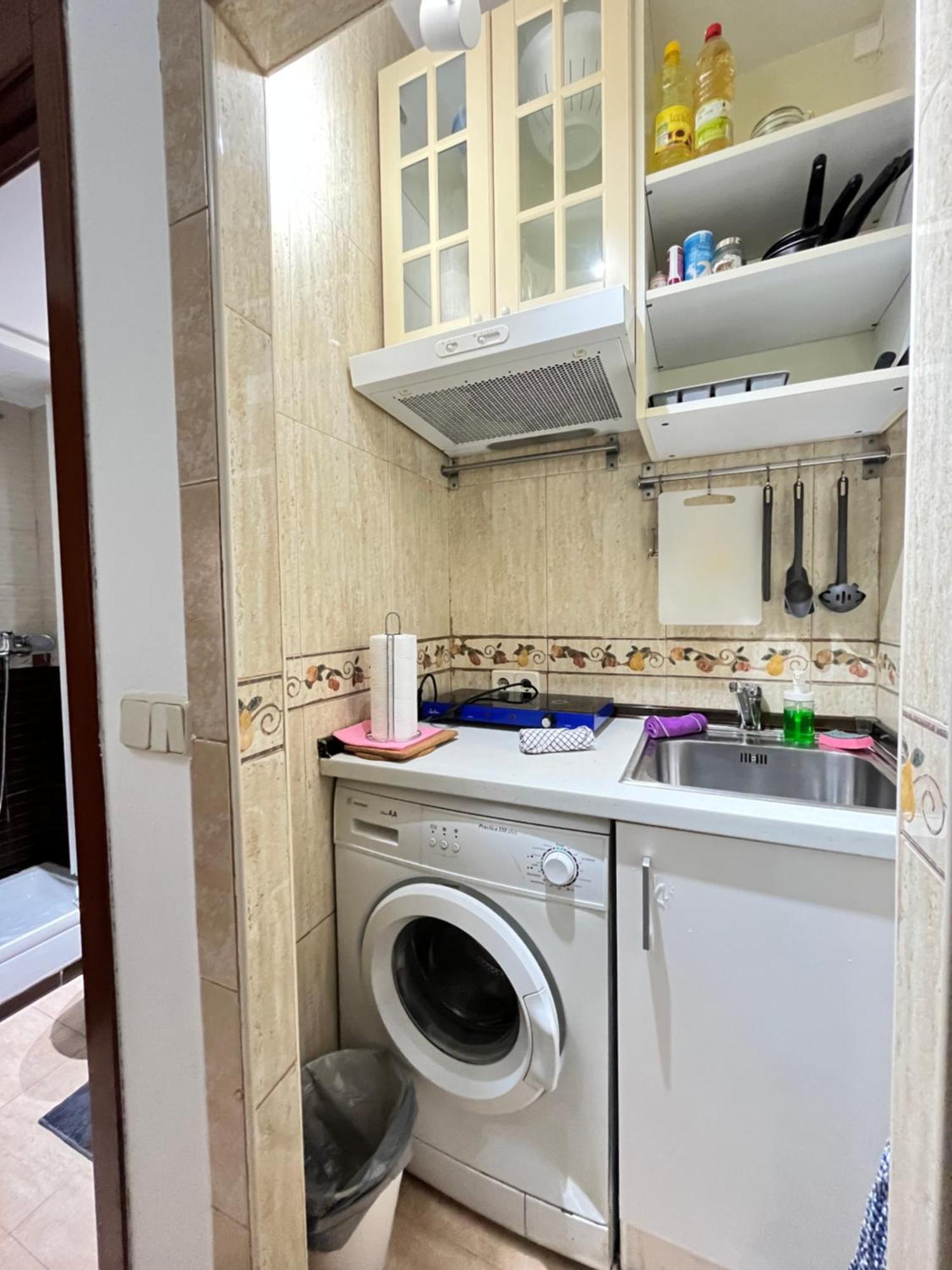 Estudio Augusto Acogedor 2 Temporal Apartament Madryt